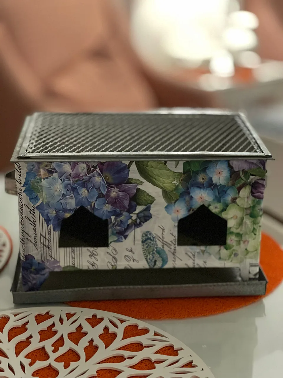 الديكوباج - Decoupage - Decoupage By أكاديمية الحرف